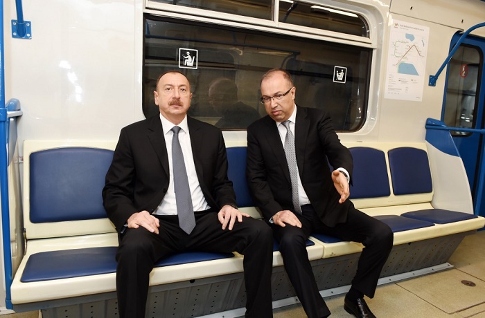 İlham Əliyev metroda  - FOTOLAR+VİDEO